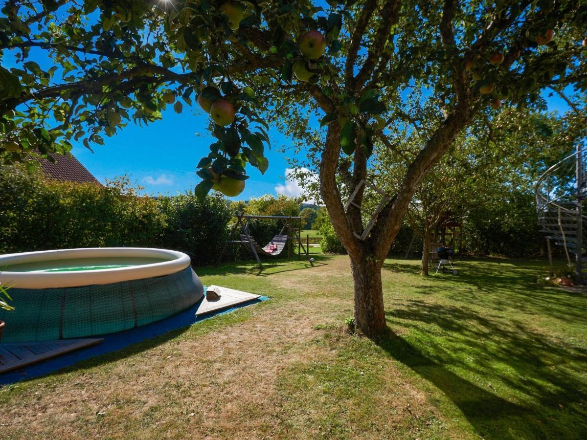 Nice Flat With Sauna Covered Terrace Garden And Tree House For Children Zandt Exterior photo